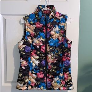 North Face vest size small